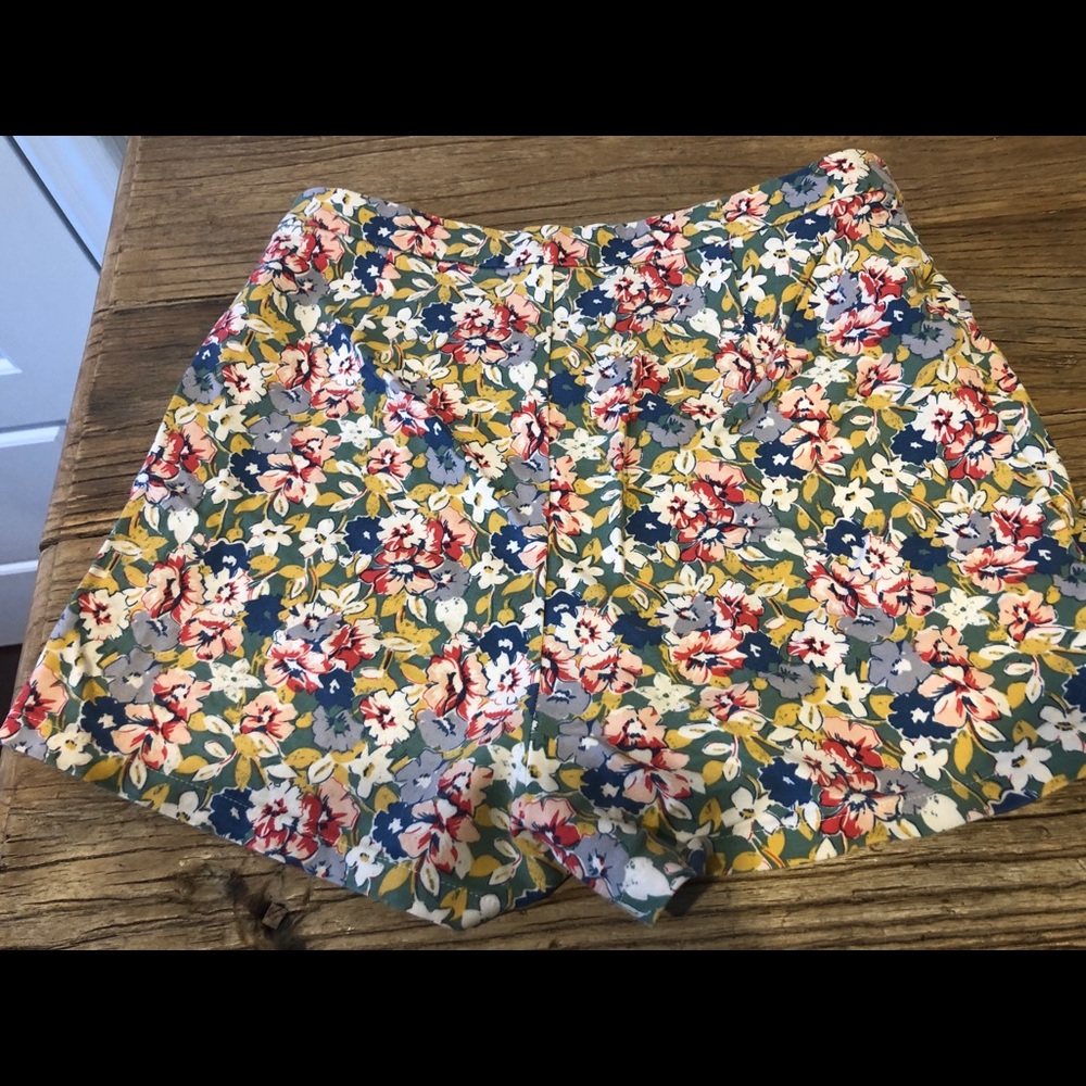 Kimchi Blue Floral High Waisted Shorts